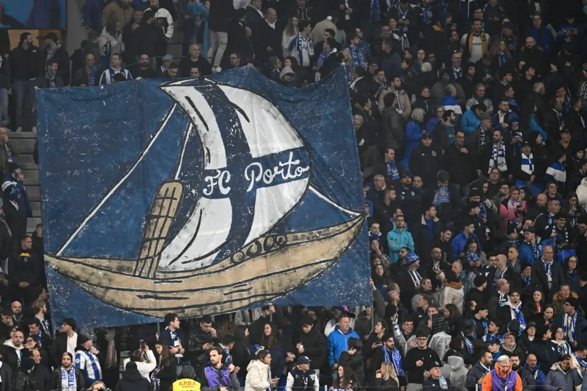 Imagem de contexto do artigo Após denúncias do Sporting, FC Porto acusa leões de "falsidades", "factos deturpados" e "teorias da conspiração"