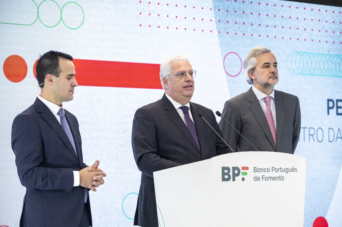 Imagem de contexto do artigo Governo avisa que não há margem para erro para Banco de Fomento