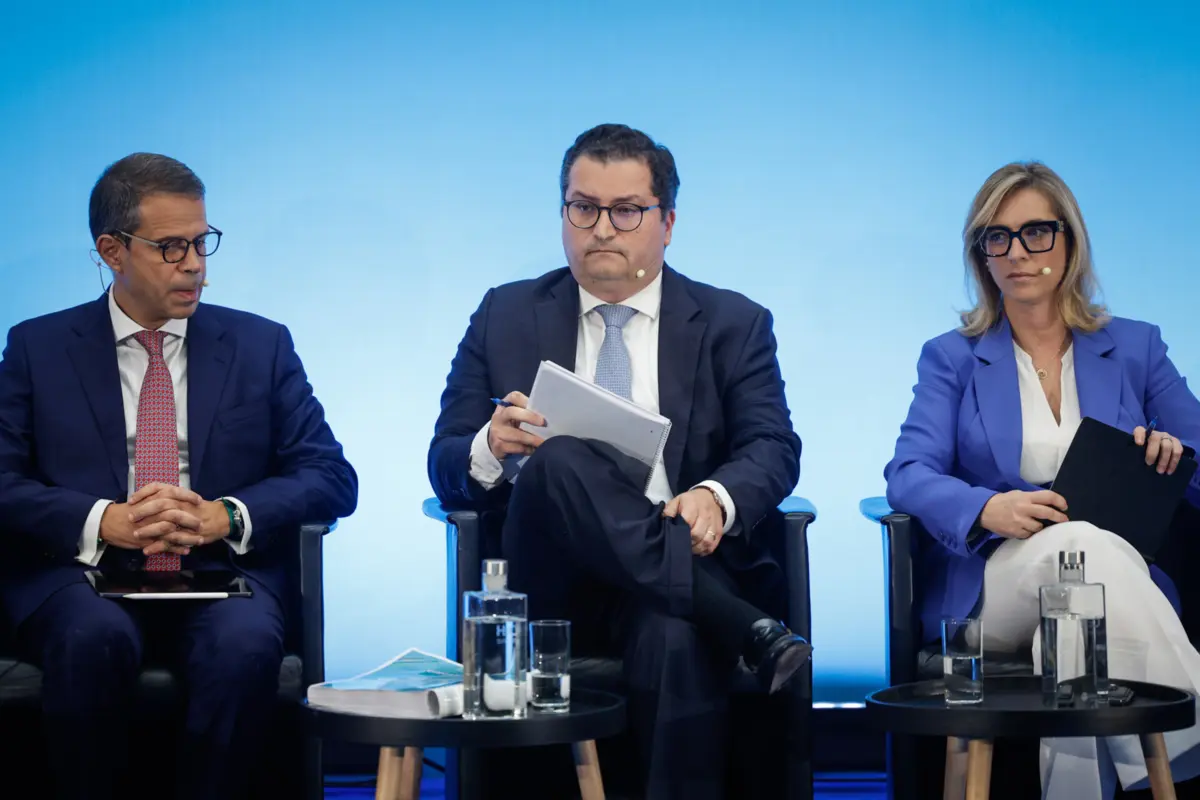 O Governo prevê um excedente de 0,4% este ano e de 0,3% no próximo