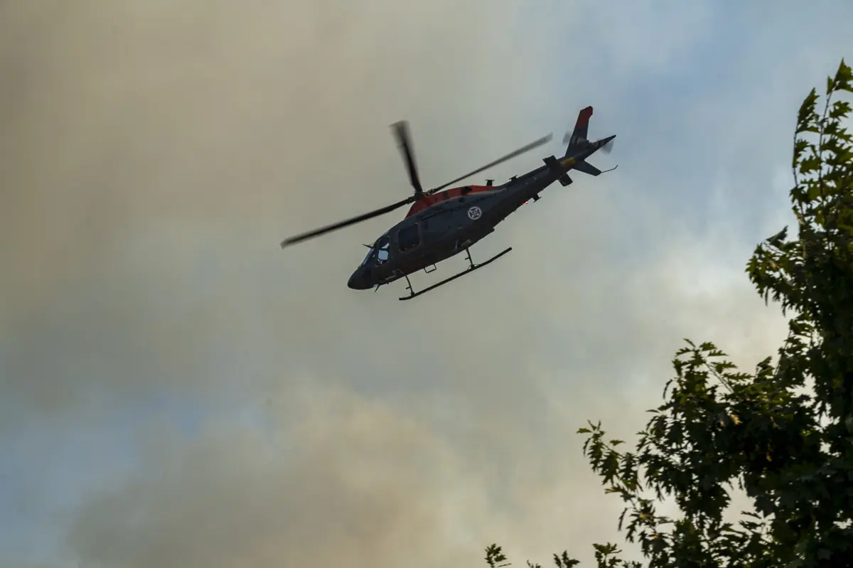 Imagem de contexto do artigo "Muito complicado." Incêndio em Ponte da Barca mobiliza mais de 400 operacionais e ameaça habitações