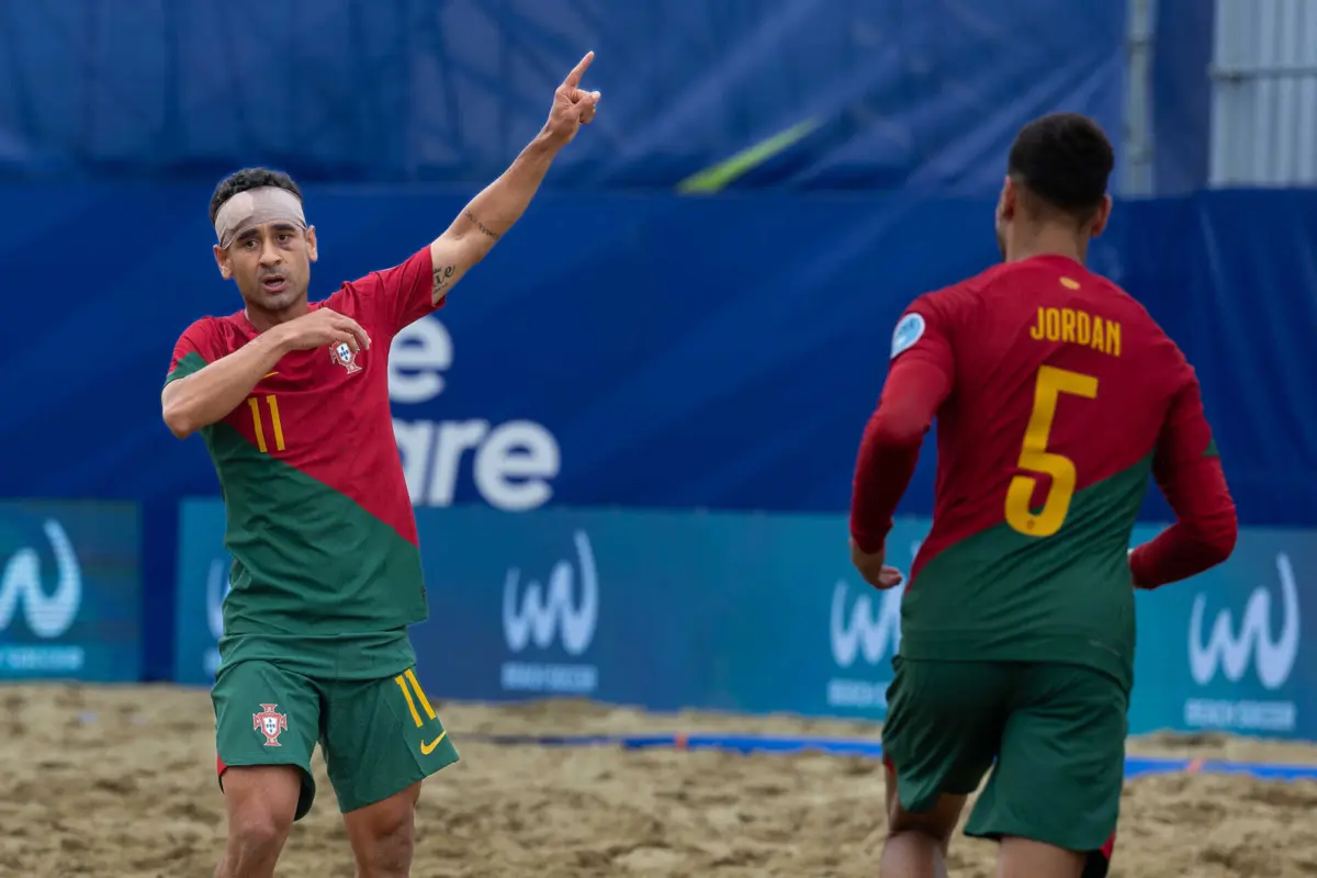 Imagem de contexto do artigo Portugal goleia México na estreia no Mundial de futebol de praia