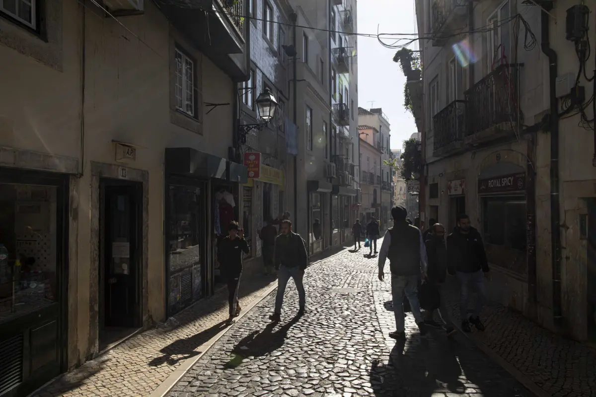 O autarca salienta ainda que este aumento da criminalidade, em plena luz do dia, não está relacionado com o crescimento da imigração na Mouraria