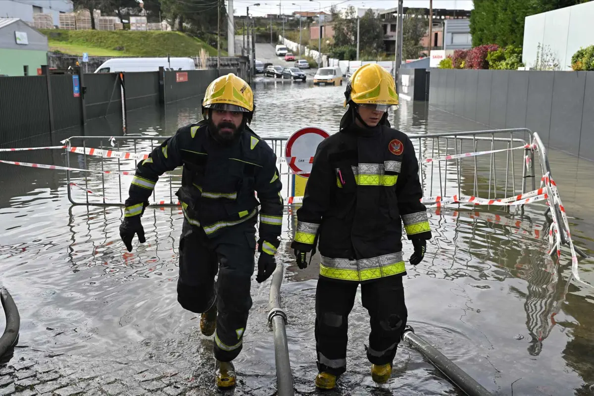 Imagem de contexto do artigo Câmara de Matosinhos vai instalar novo coletor na Zona Industrial da Arroteia após inundações