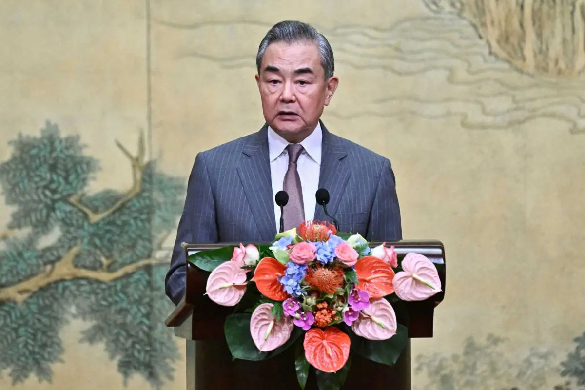 O chefe da diplomacia chinesa, Wang Yi