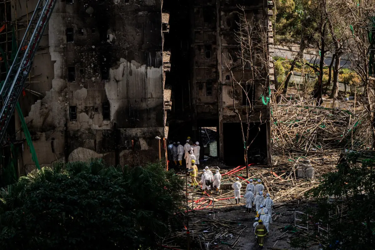 Imagem de contexto do artigo Hong Kong inicia três dias de luto à medida que avança investigação do incêndio