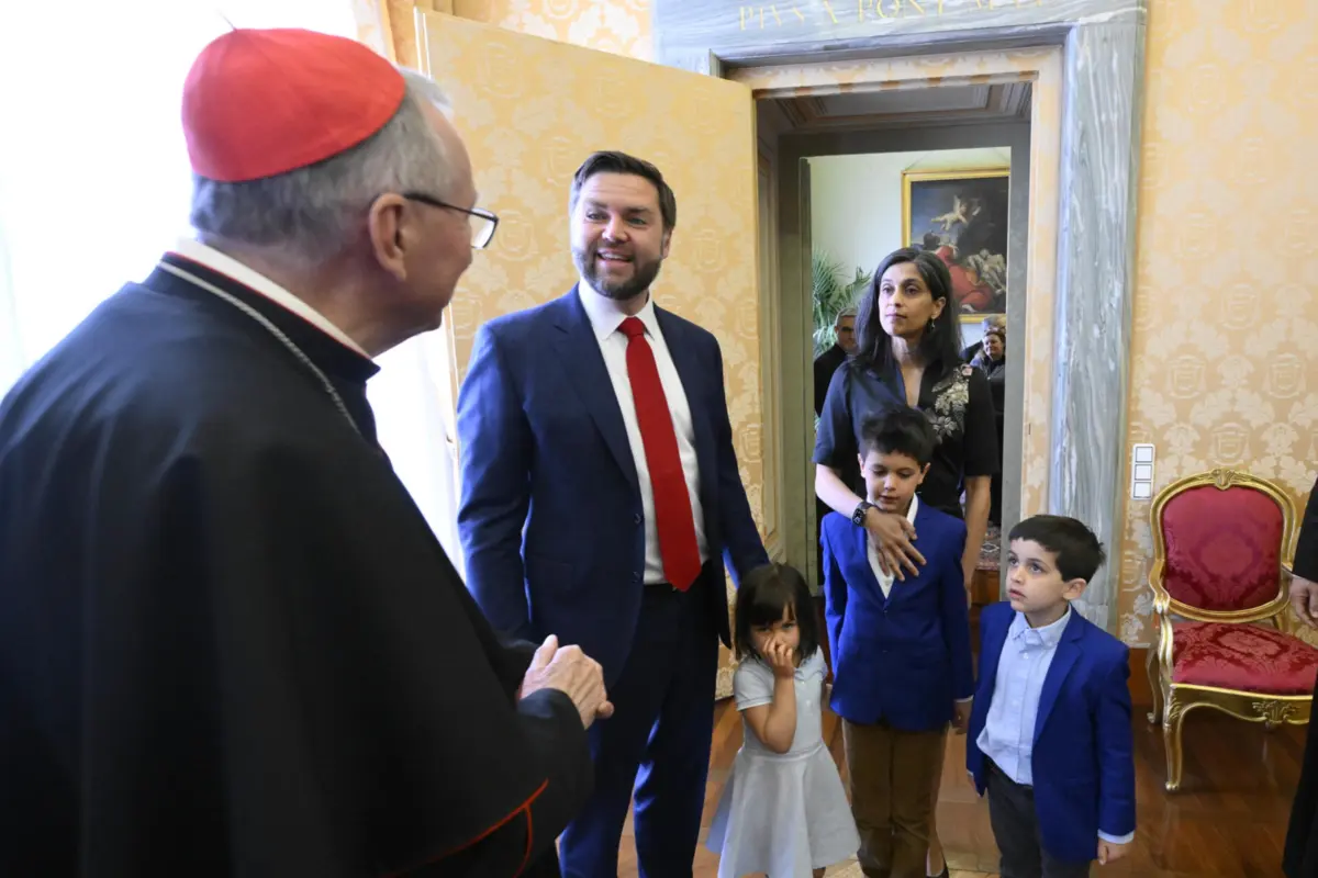 Imagem de contexto do artigo JD Vance recebido no Vaticano após críticas do Papa a política migratória dos EUA