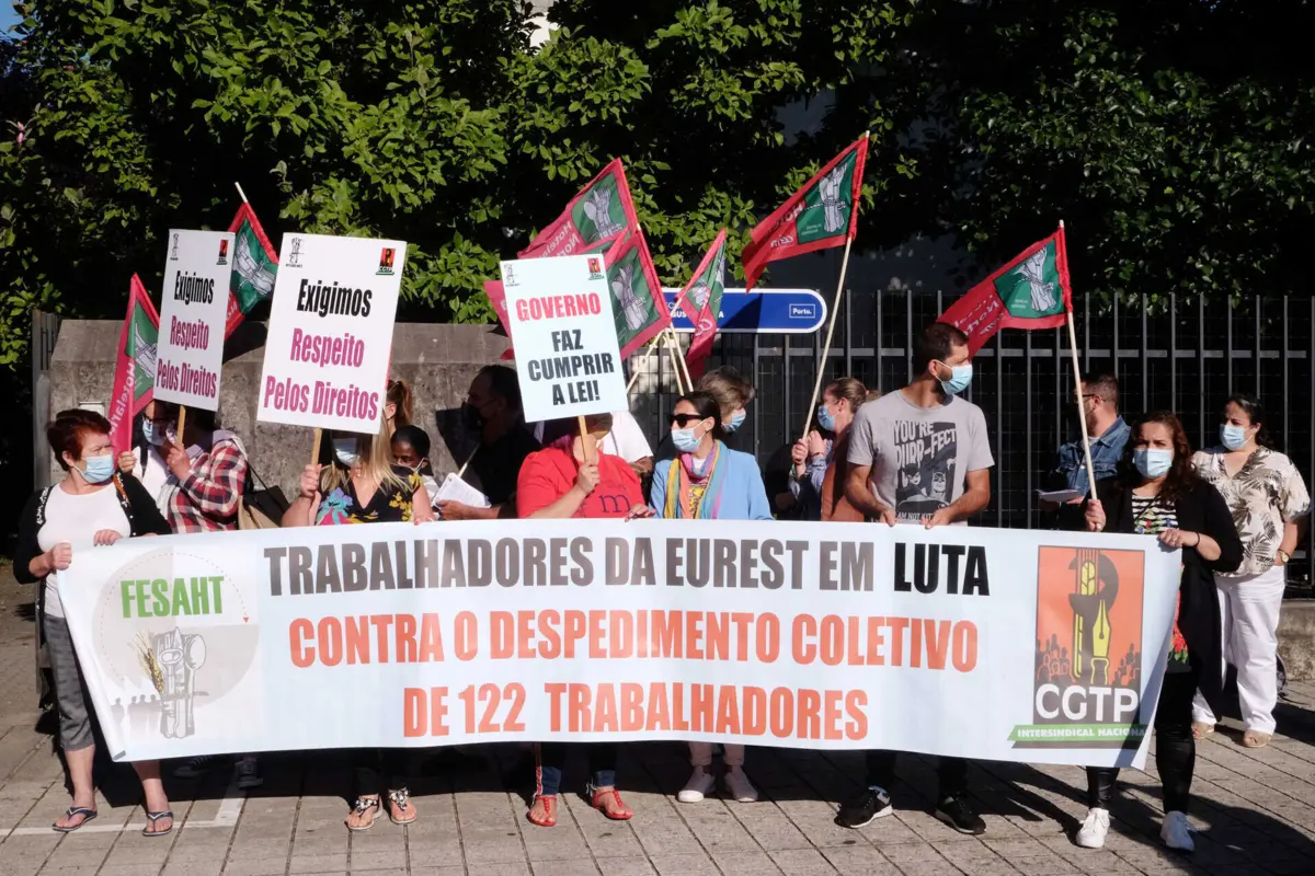 Imagem de contexto do artigo Despedimentos coletivos até novembro superam valor anual de 2022 e 2021