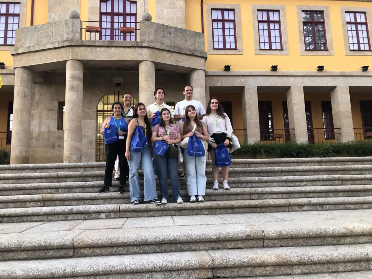 Imagem de contexto do artigo Reportagem TSF. Samões, Vila Flor: a aldeia que quer saber envelhecer (primeira parte)