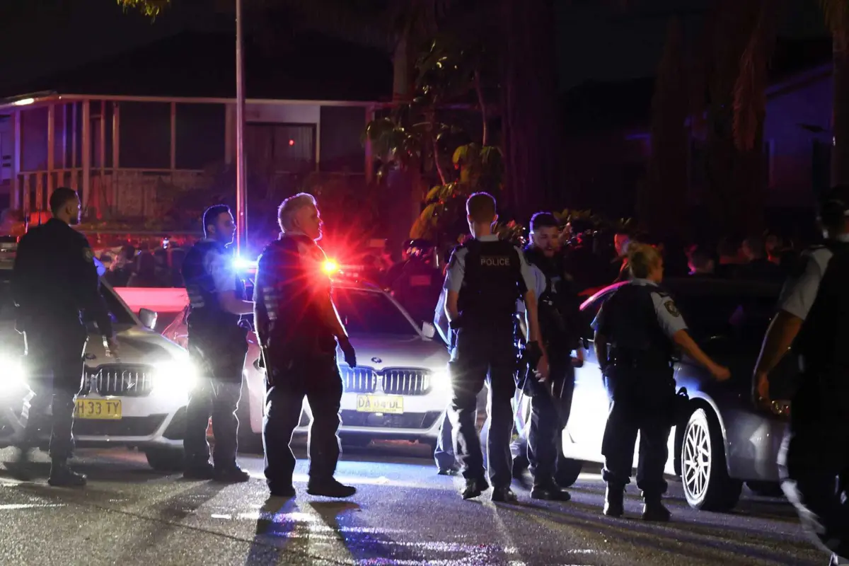 Imagem de contexto do artigo Jovem de 15 anos detido após esfaquear pastor e fiéis de uma igreja australiana