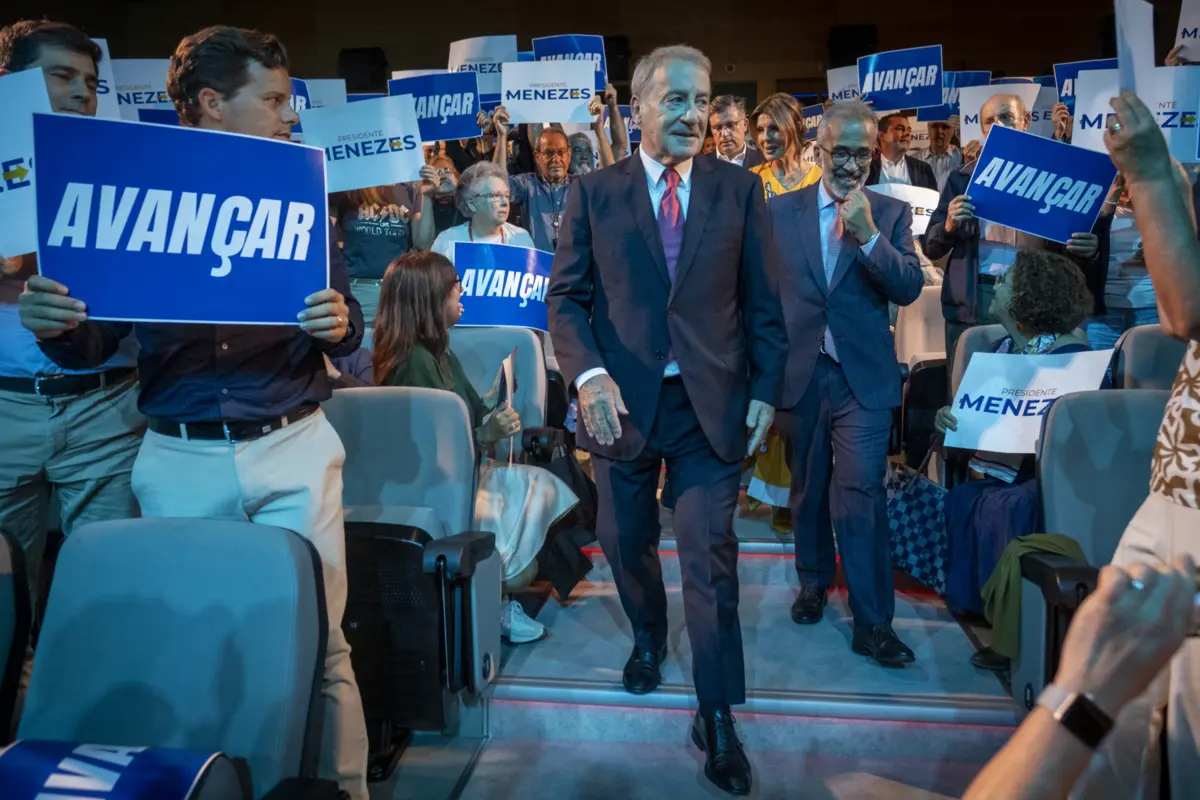 Imagem de contexto do artigo Sondagem Autárquicas: Gaia dá vantagem ao regressado Luís Filipe Menezes. PS longe da atual maioria