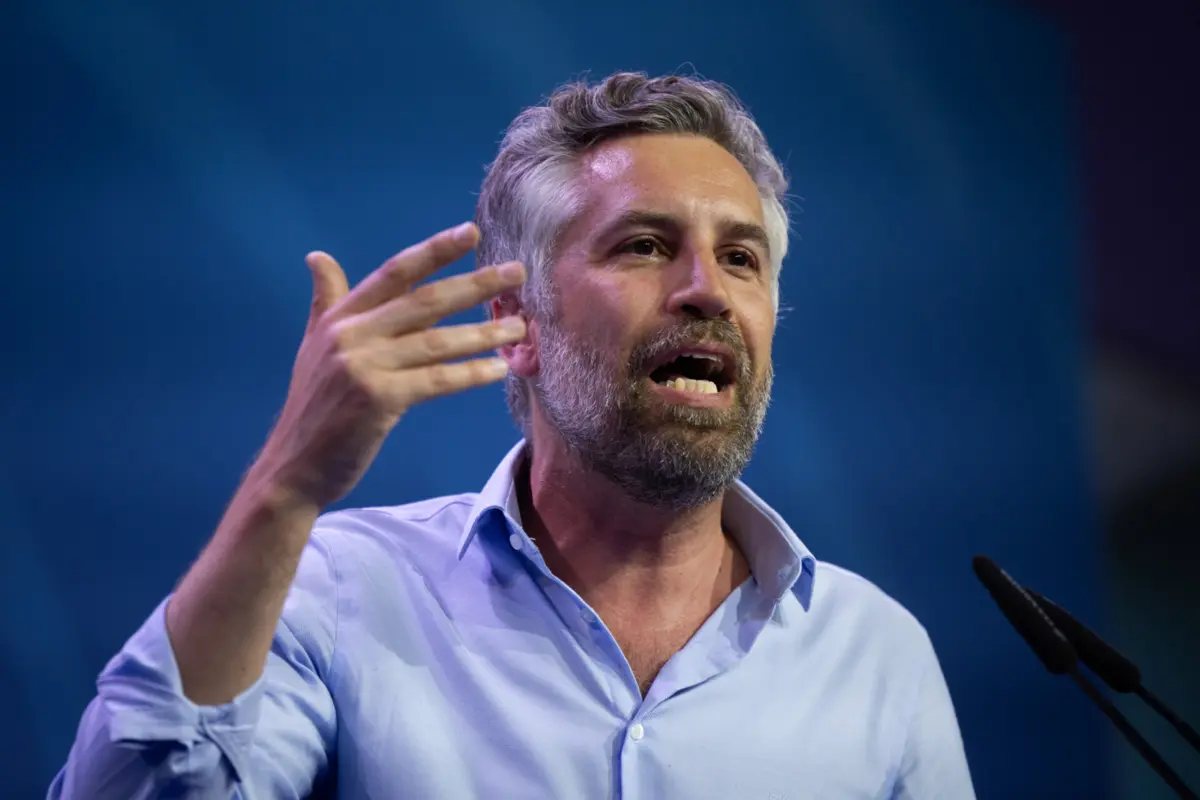 Imagem de contexto do artigo Pedro Nuno reforça suspeitas sobre plano da saúde (e lamenta que Governo ignore CNE)