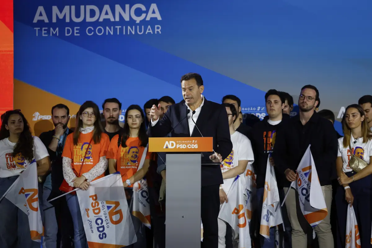 Imagem de contexto do artigo Montenegro defende política de imigração e segurança onde o Chega venceu as últimas legislativas