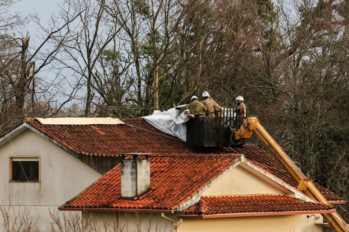 Imagem de contexto do artigo DST pede "contratos de larga escala com o setor" para reconstrução dos locais afetados pelo temporal