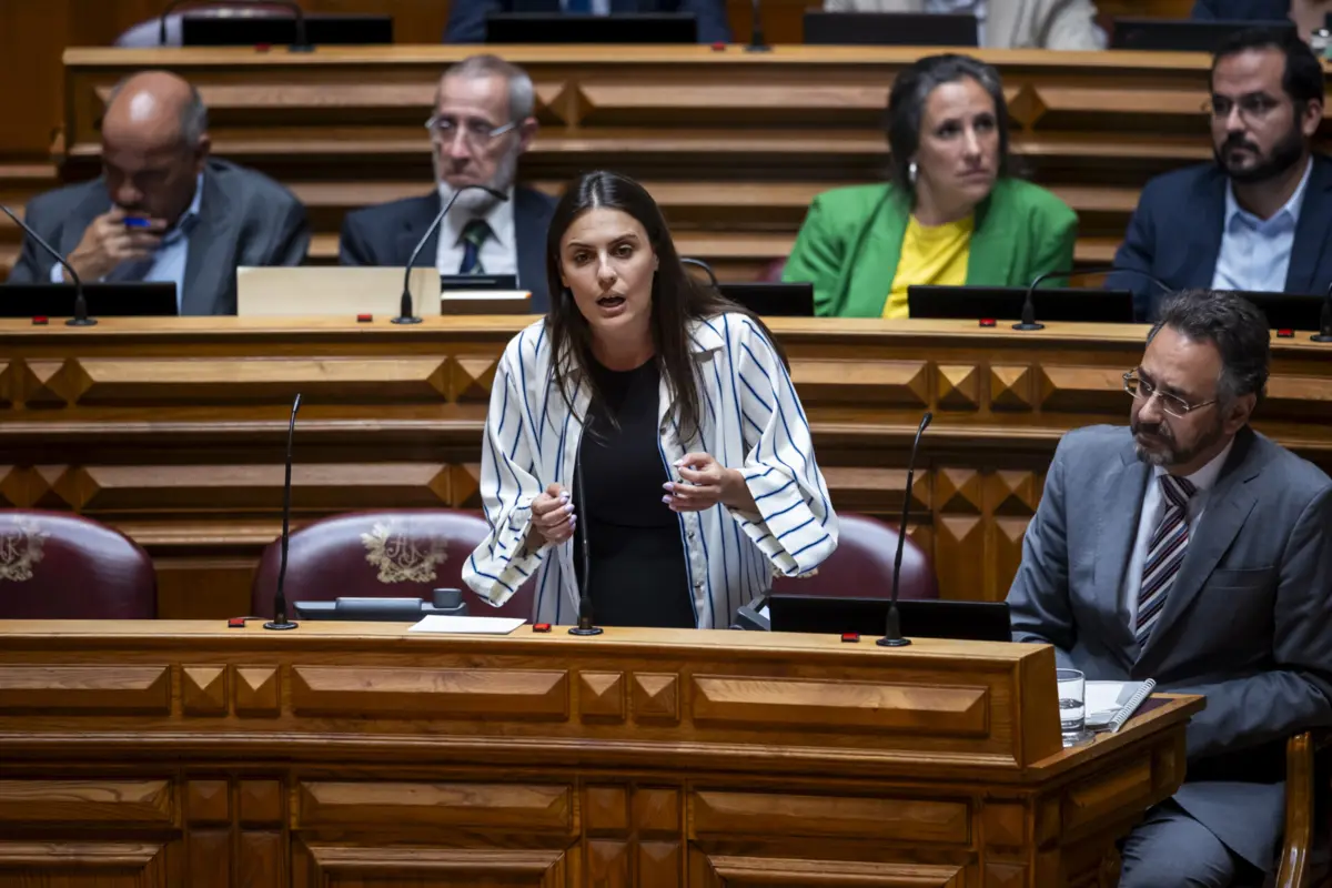 Imagem de contexto do artigo "Não se compreende." PS acusa Governo de fechar portas no Ensino Superior