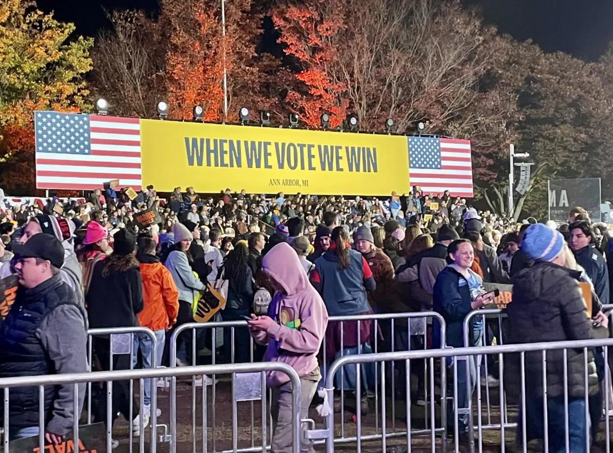 Imagem de contexto do artigo Reportagem TSF nos EUA: "Quantas crianças mataram hoje?" Protesto pró-Palestina interrompe Kamala