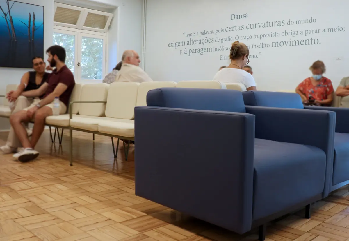 Imagem de contexto do artigo "Mais acolhedora." Sala de espera do IPO de Lisboa transformada graças a “sonho” de utente