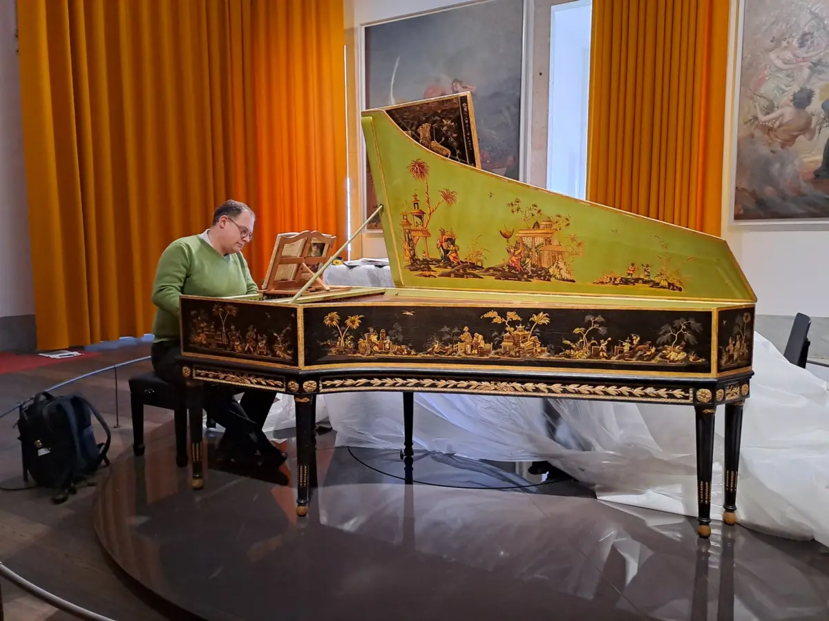 Imagem de contexto do artigo Quarenta anos depois, o Museu da Música celebra casa nova "cheia de alegria" e com três mil ovelhas