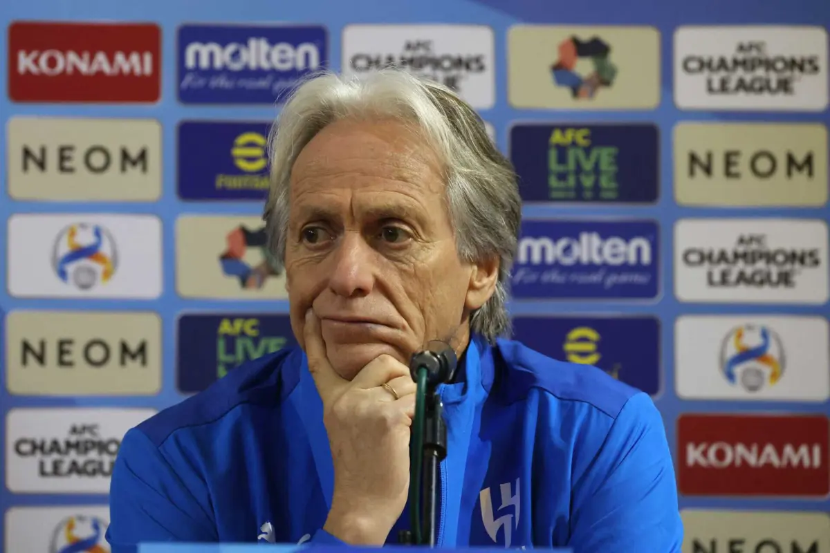 O treinador Jorge Jesus