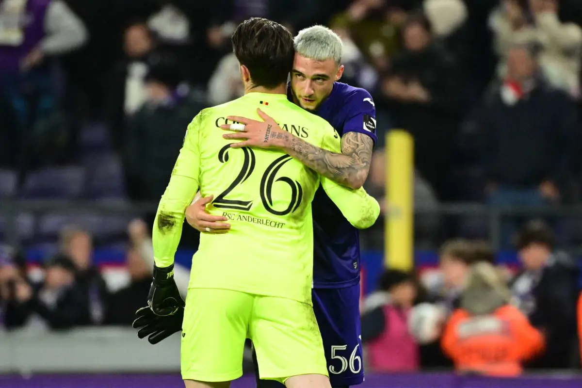 Zeno Debast, central do Anderlecht