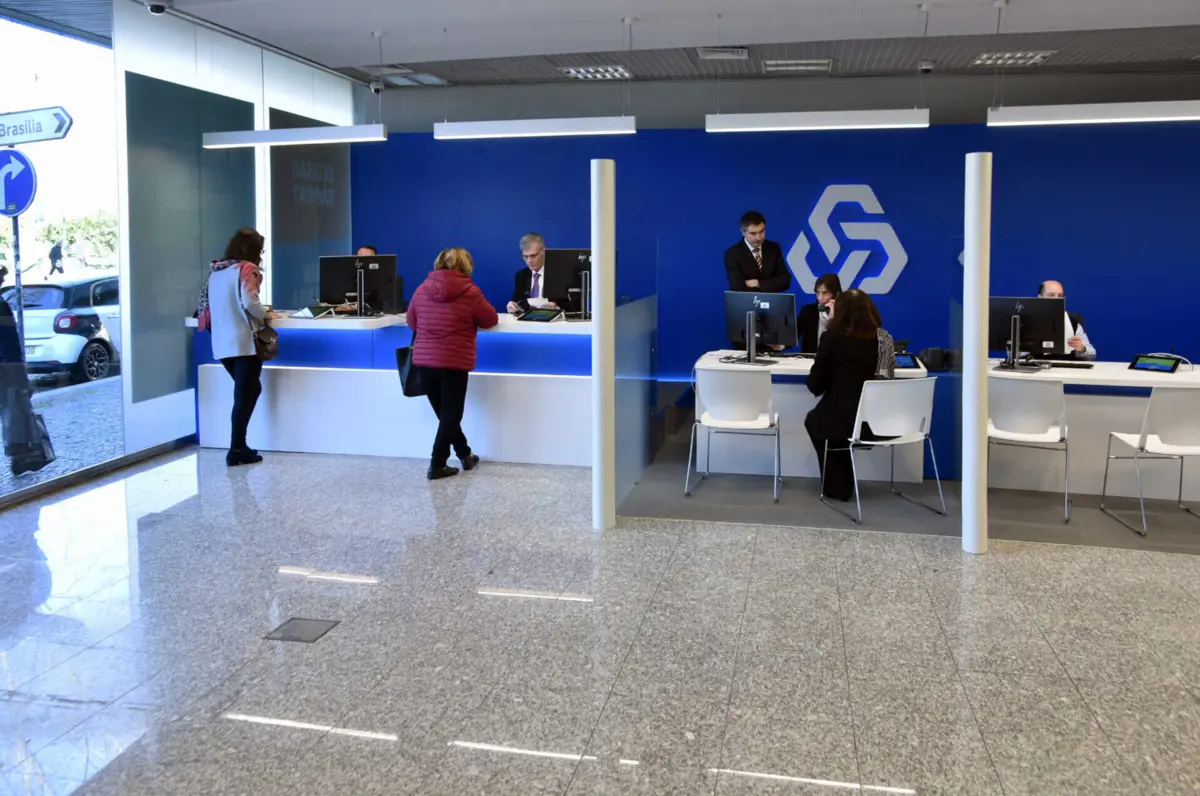 A administração tem mostrado "uma postura de total intransigência e irredutibilidade", segundo nota do STEC