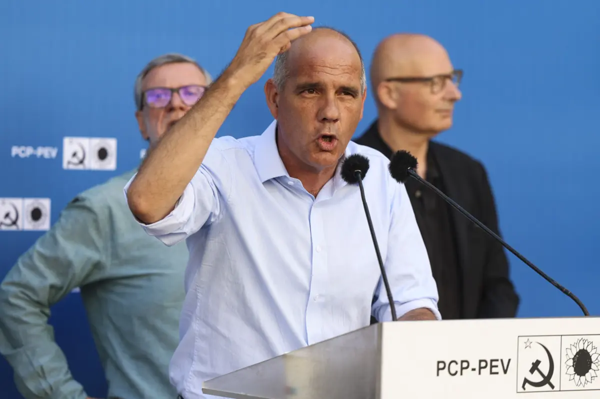 Imagem de contexto do artigo PCP exige "pronto e urgente esclarecimento" do Governo sobre uso da Base das Lajes pelos EUA