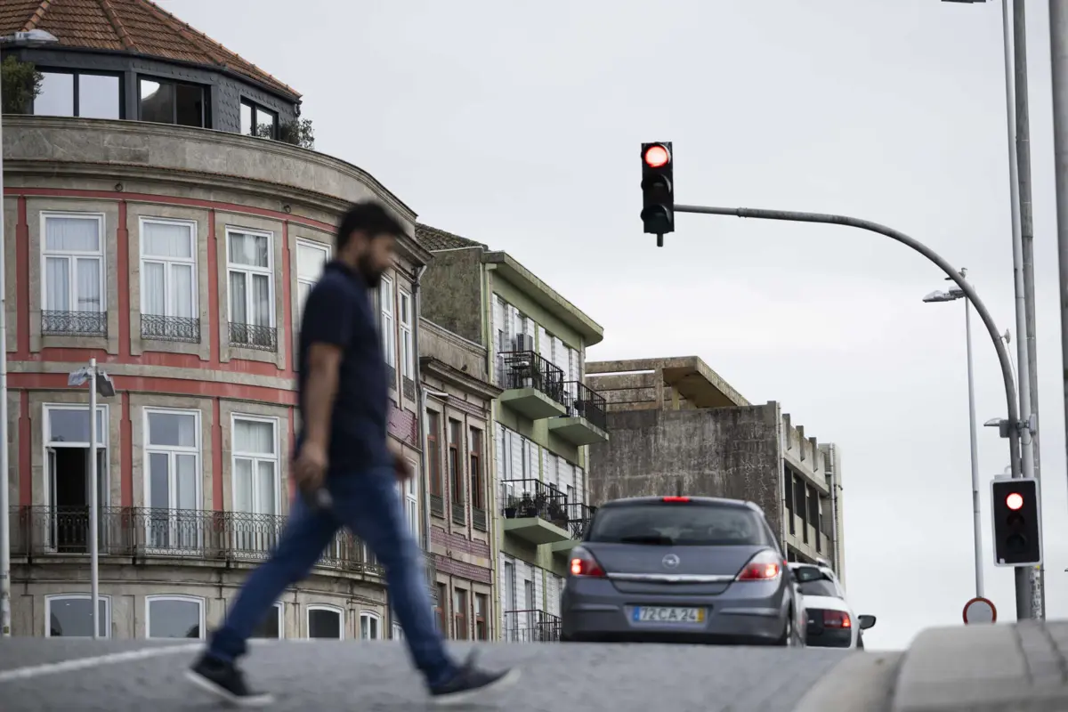 O BCE desceu a principal taxa diretora em 25 pontos base para 3,5%