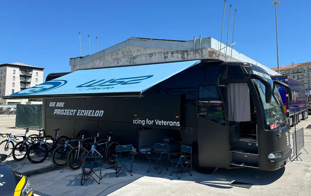 Imagem de contexto do artigo Reportagem TSF: autocarro da W52-FC Porto está “vivo” na Volta a Portugal