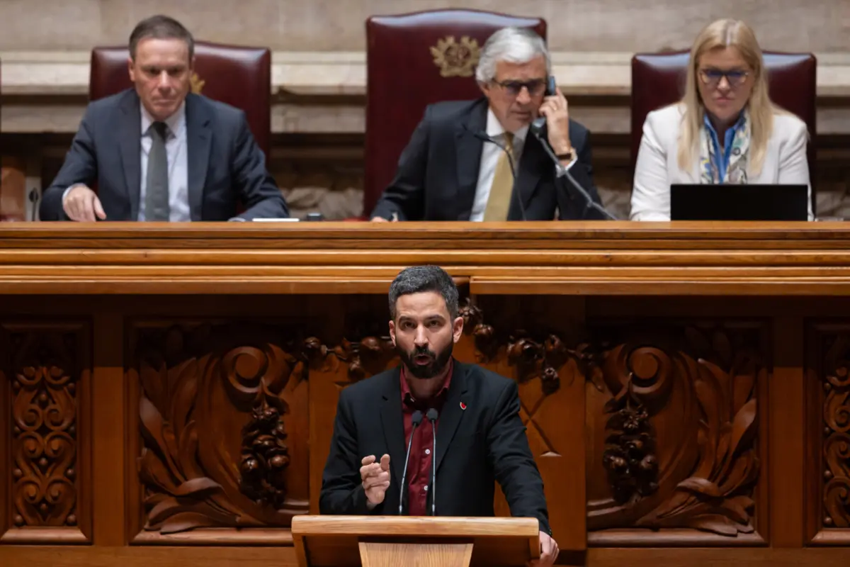 O líder parlamentar do BE, Fabian Figueiredo