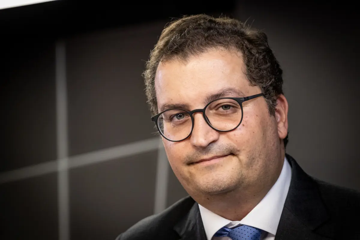 Imagem de contexto do artigo Miranda Sarmento, o "Centeno do PSD" que há anos se prepara para ser ministro das Finanças