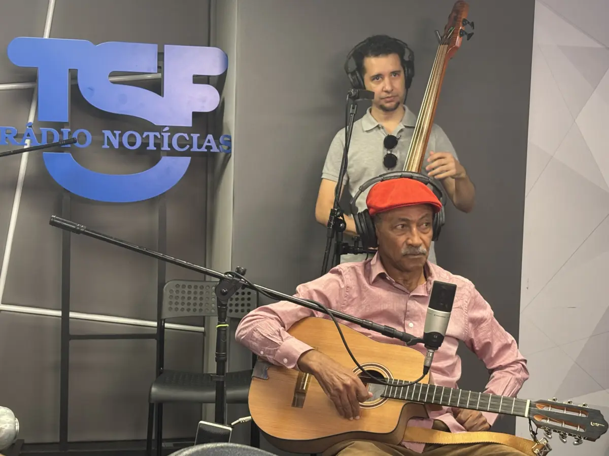 Imagem de contexto do artigo Emilio Moret, "el son" de Cuba em Portugal "Por La Felicidad"