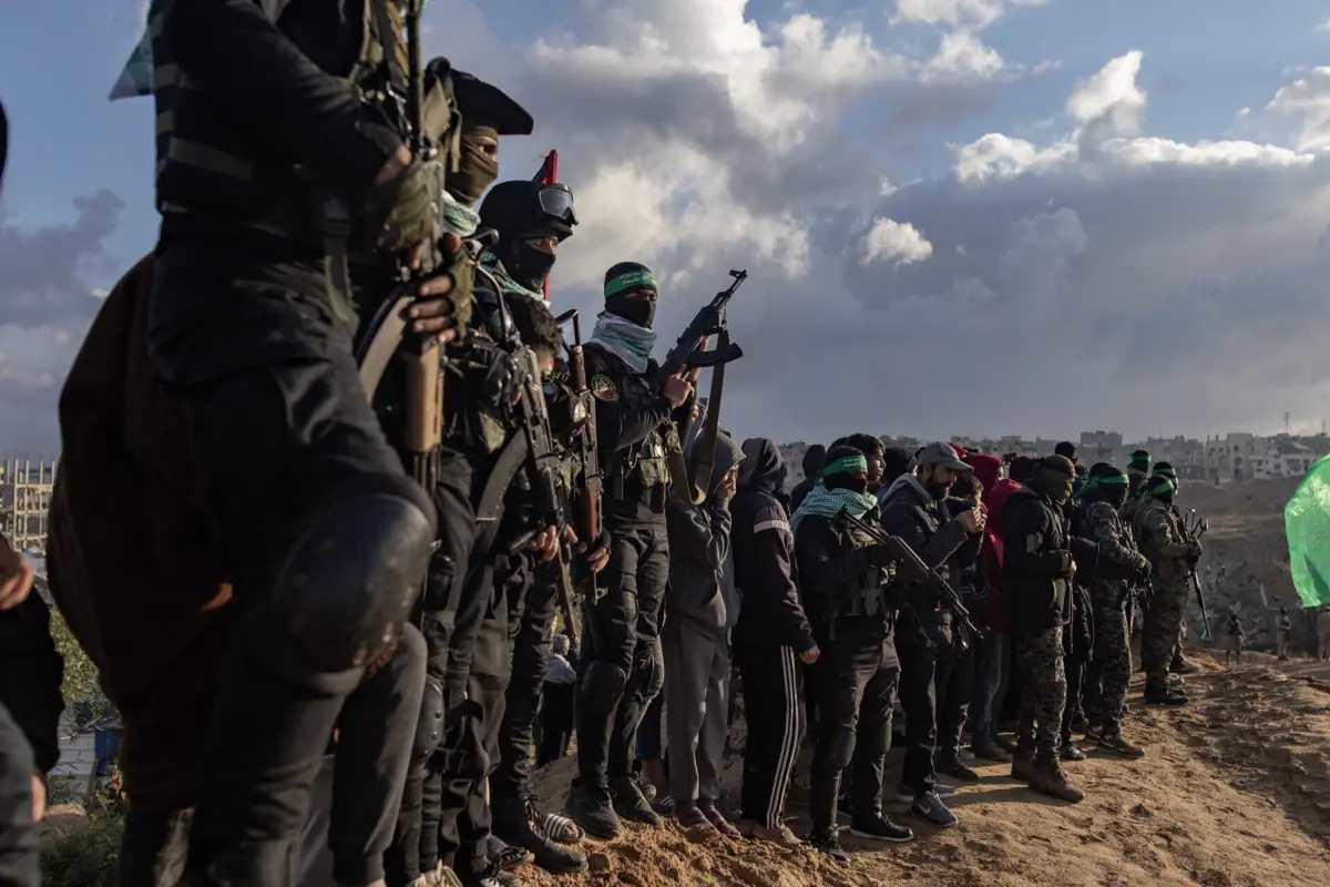 Imagem de contexto do artigo "Novo crime de guerra" que "custará caro": Hamas diz que ocupação total de Gaza significa "sacrificar" reféns israelitas