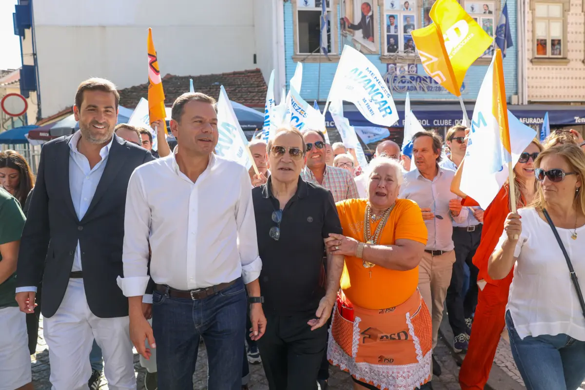 Imagem de contexto do artigo Montenegro pede “grande maioria” para Menezes em Gaia