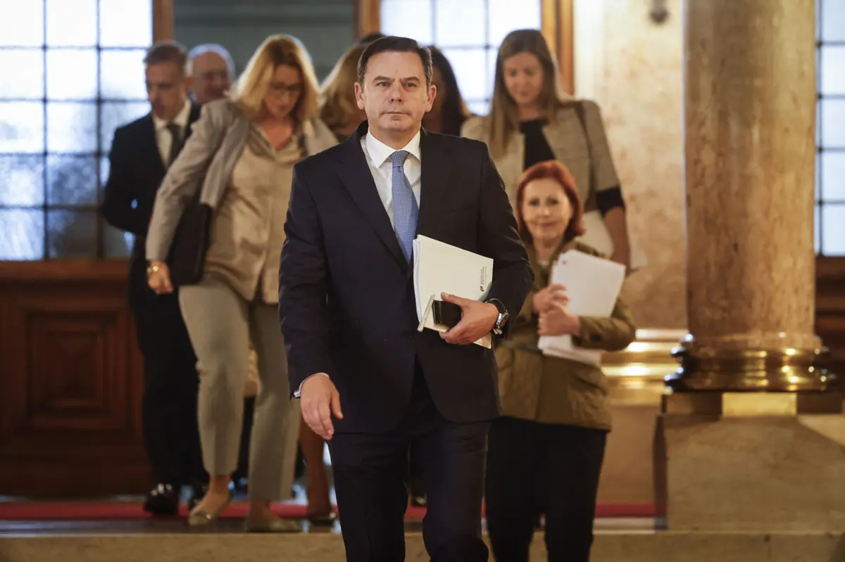 Imagem de contexto do artigo Montenegro enaltece Pinto da Costa como “personalidade única no dirigismo desportivo”