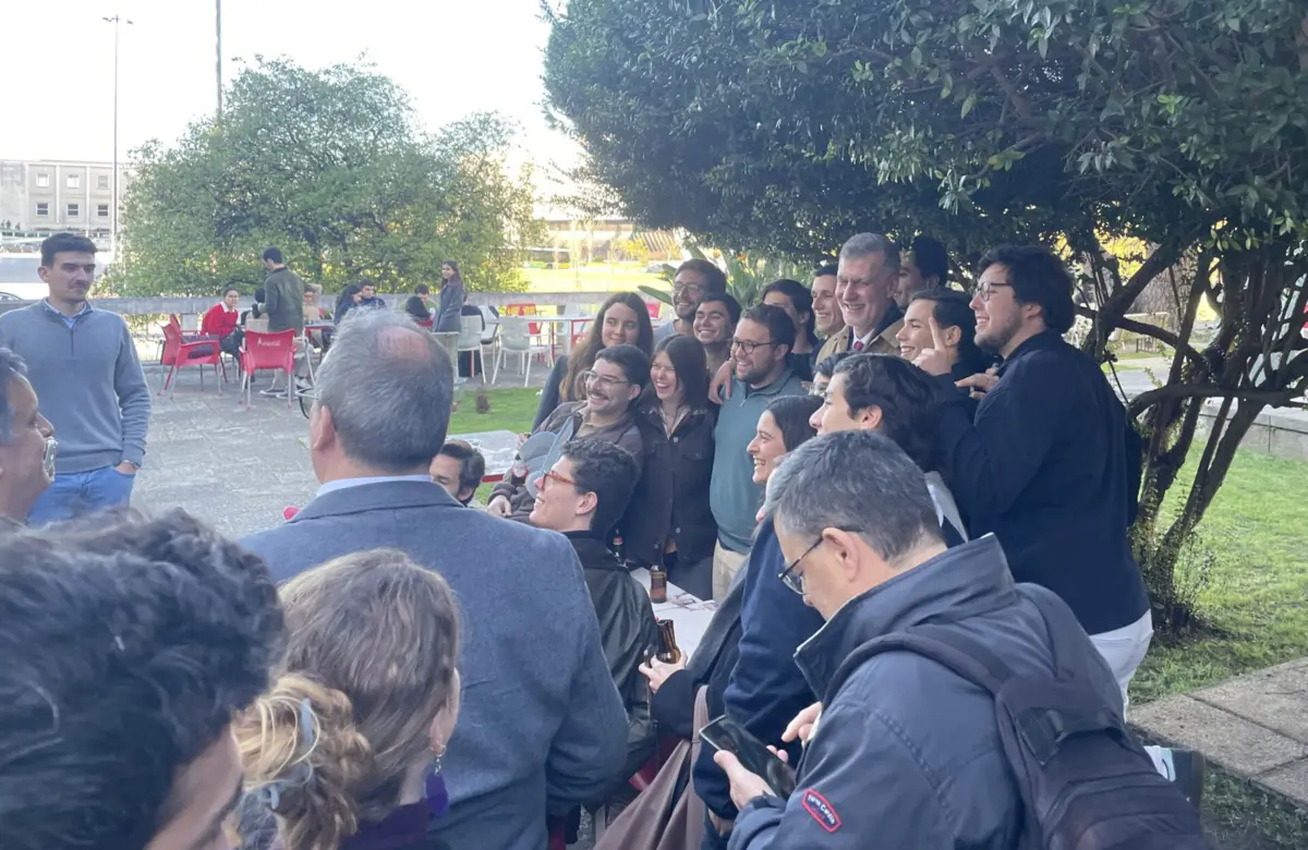 Gouveia e Melo com estudantes