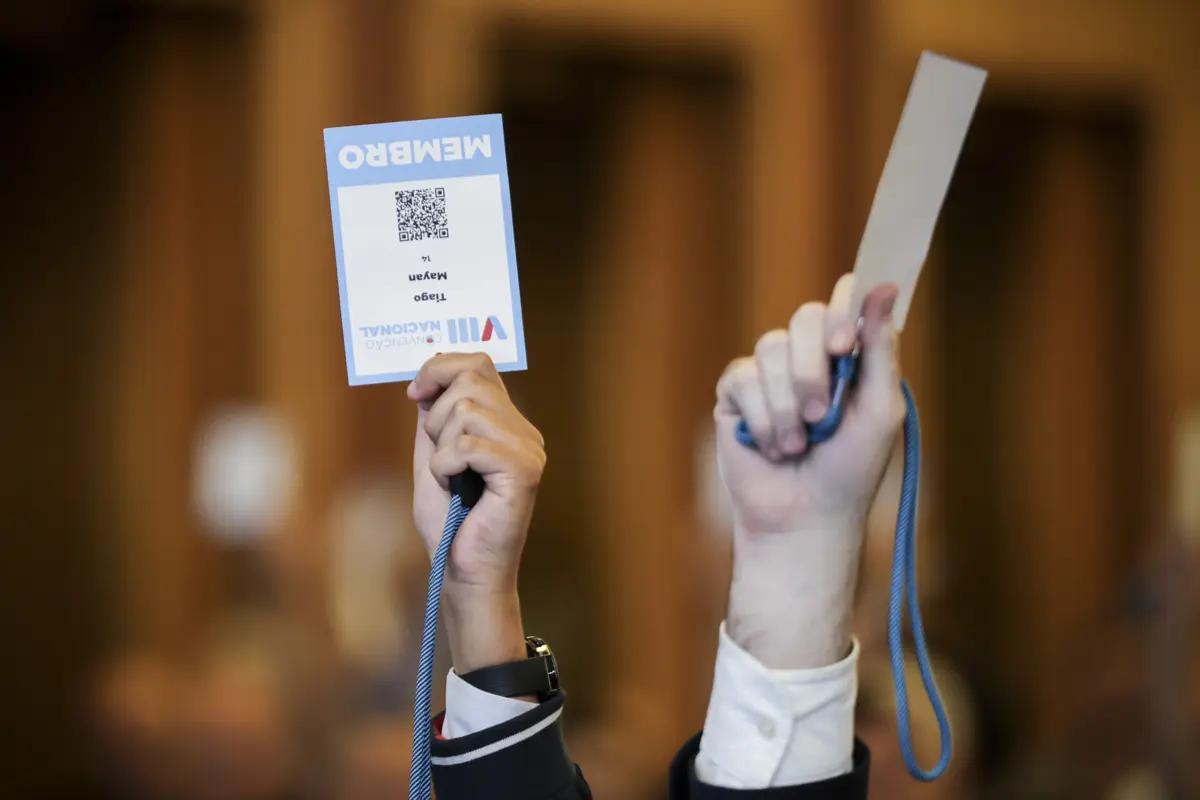 Imagem de contexto do artigo Liberais não se entendem e estatutos mantêm-se. Nem à segunda votação houve solução