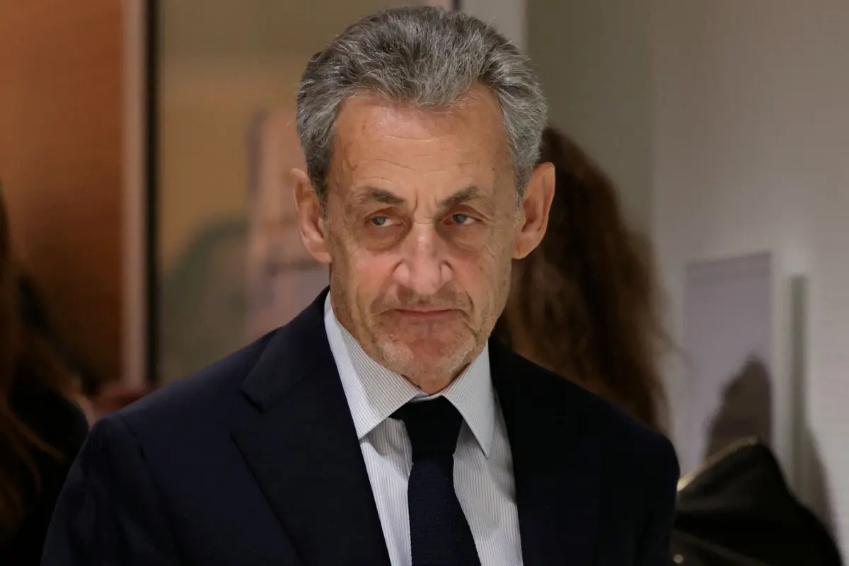 Imagem de contexto do artigo Nicolas Sarkozy condenado a cinco anos de prisão