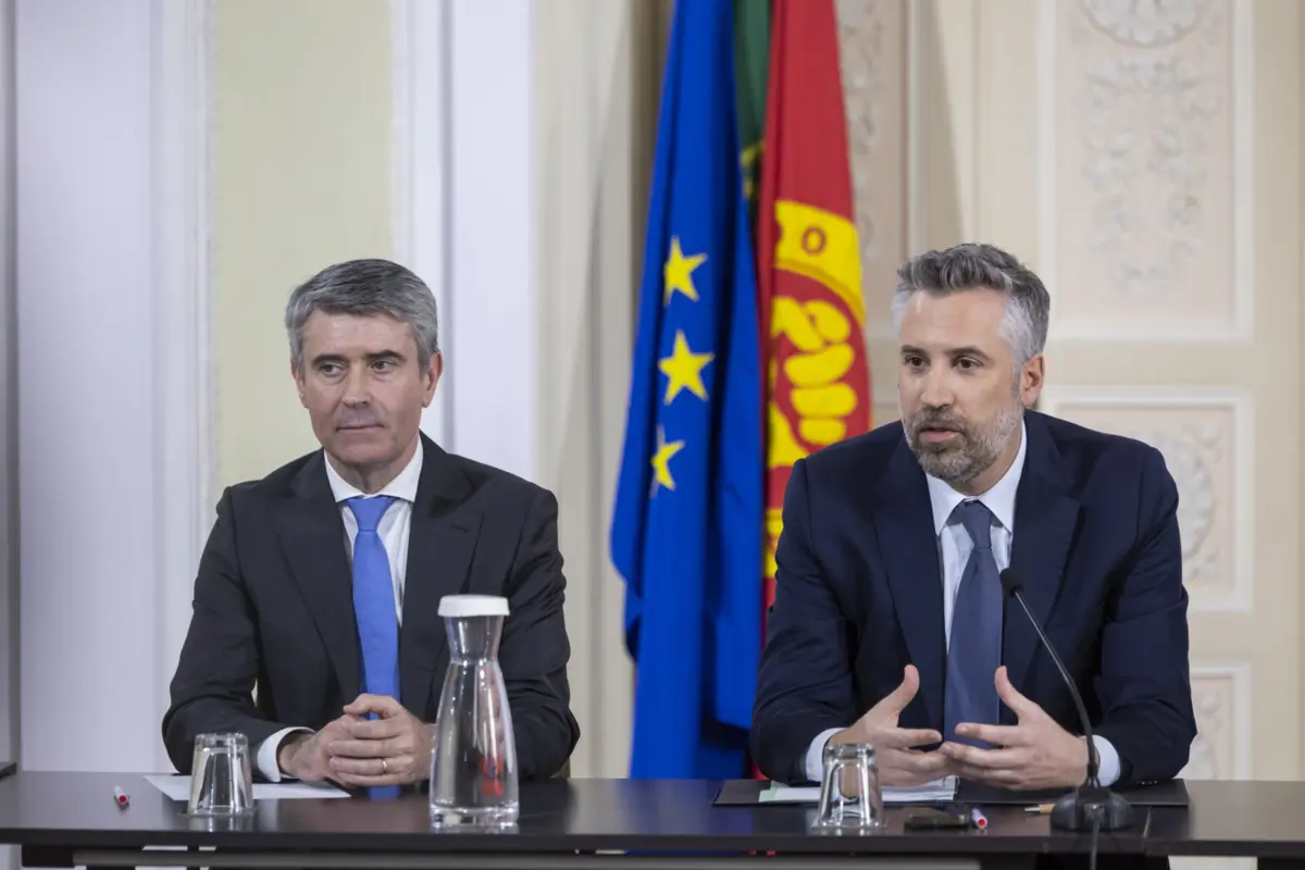 O líder dos socialistas tem poder para indicar 1/3 dos lugares elegíveis em cada círculo eleitoral