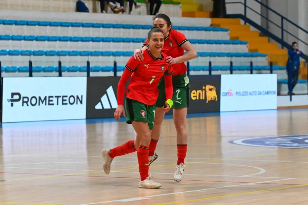Imagem de contexto do artigo Portugal é vice-campeão do mundo em futsal feminino