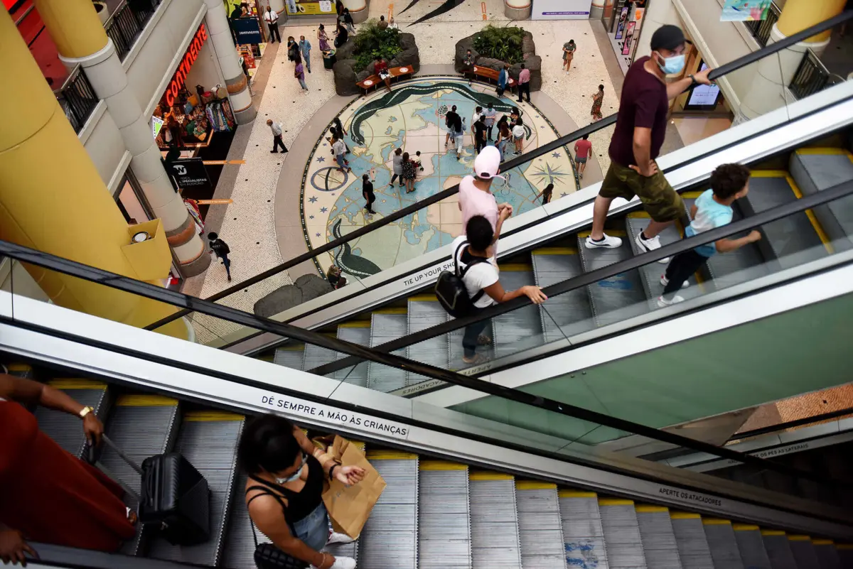 Imagem de contexto do artigo Esmagadora maioria dos lojistas concorda com redução do horário dos centros comerciais