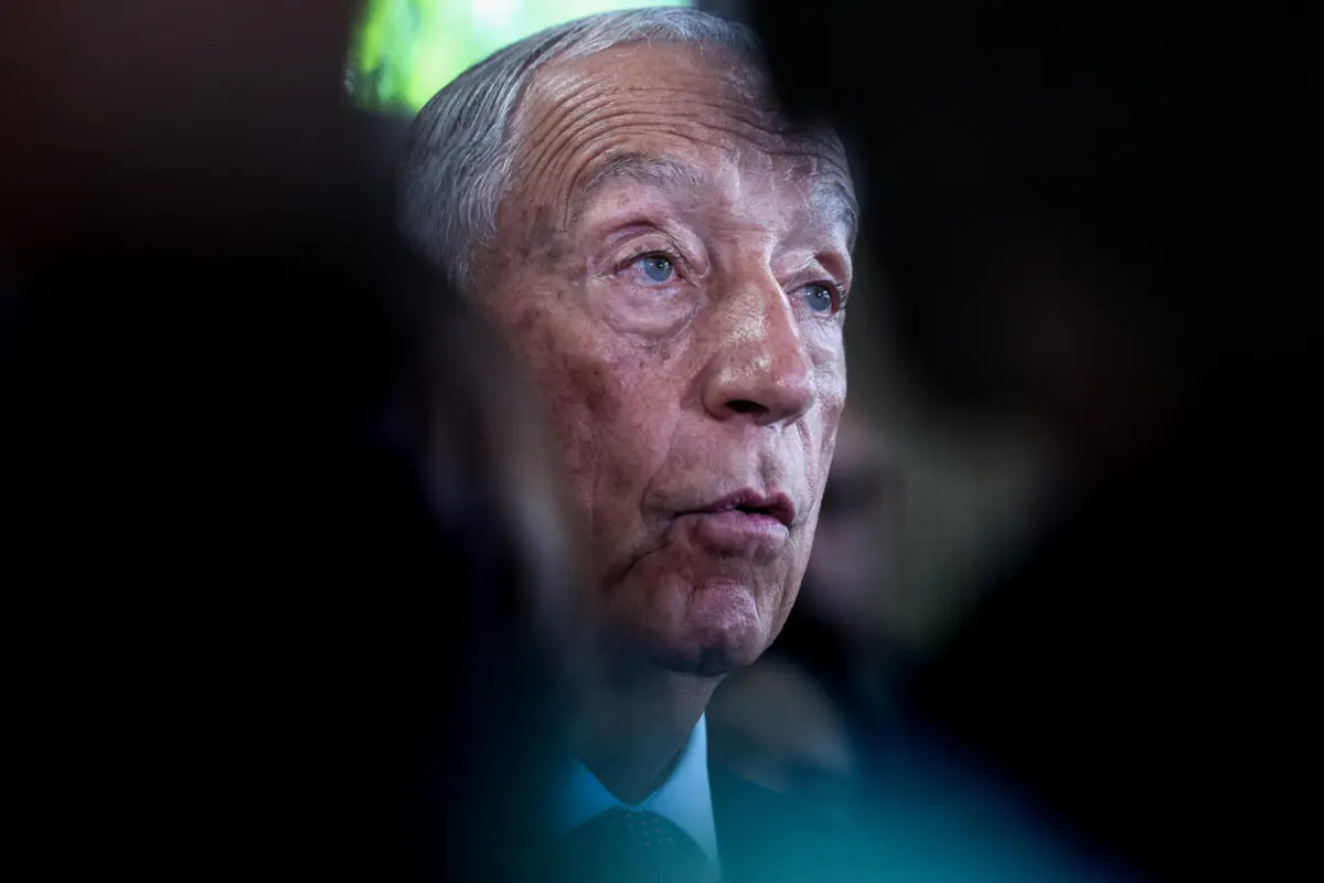 Na nota, o Presidente da República apresenta os sentimentos à família, amigos e admiradores do artista