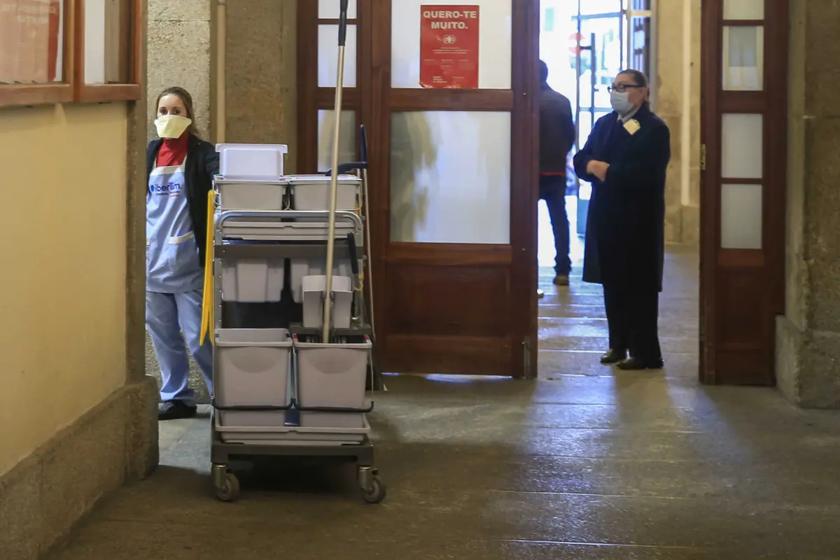 A origem destes casos está em investigação