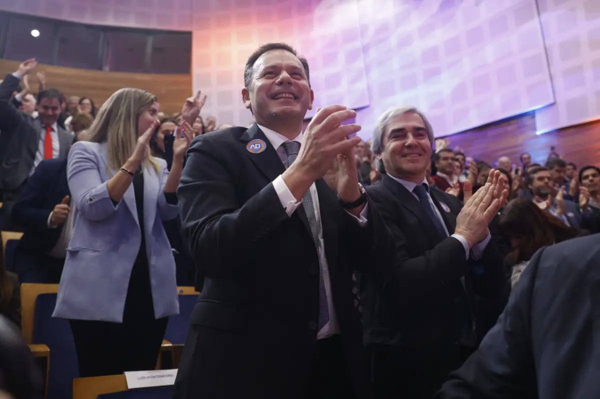 Imagem de contexto do artigo Montenegro anuncia reforço do apoio a medicamentos para idosos pobres com doenças crónicas