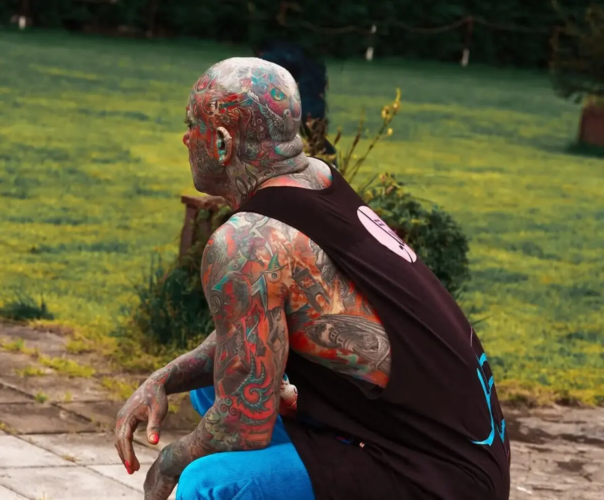 Imagem de contexto do artigo Supremo Tribunal Iraniano confirma a condenação à morte do rapper Amir Tataloo