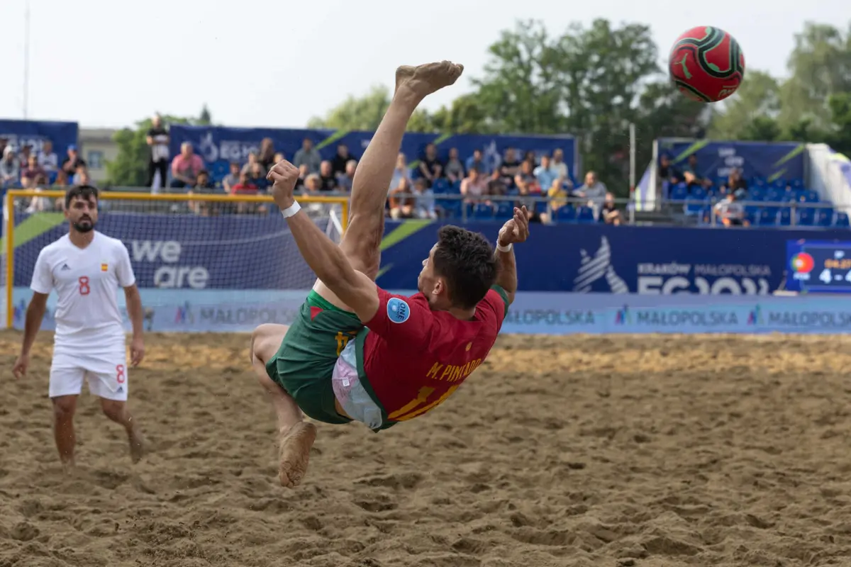 A equipa comandada por Mário Narciso vai defrontar nos quartos de final a Bielorrússia