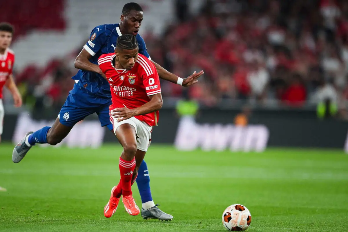 O brasileiro David Neres