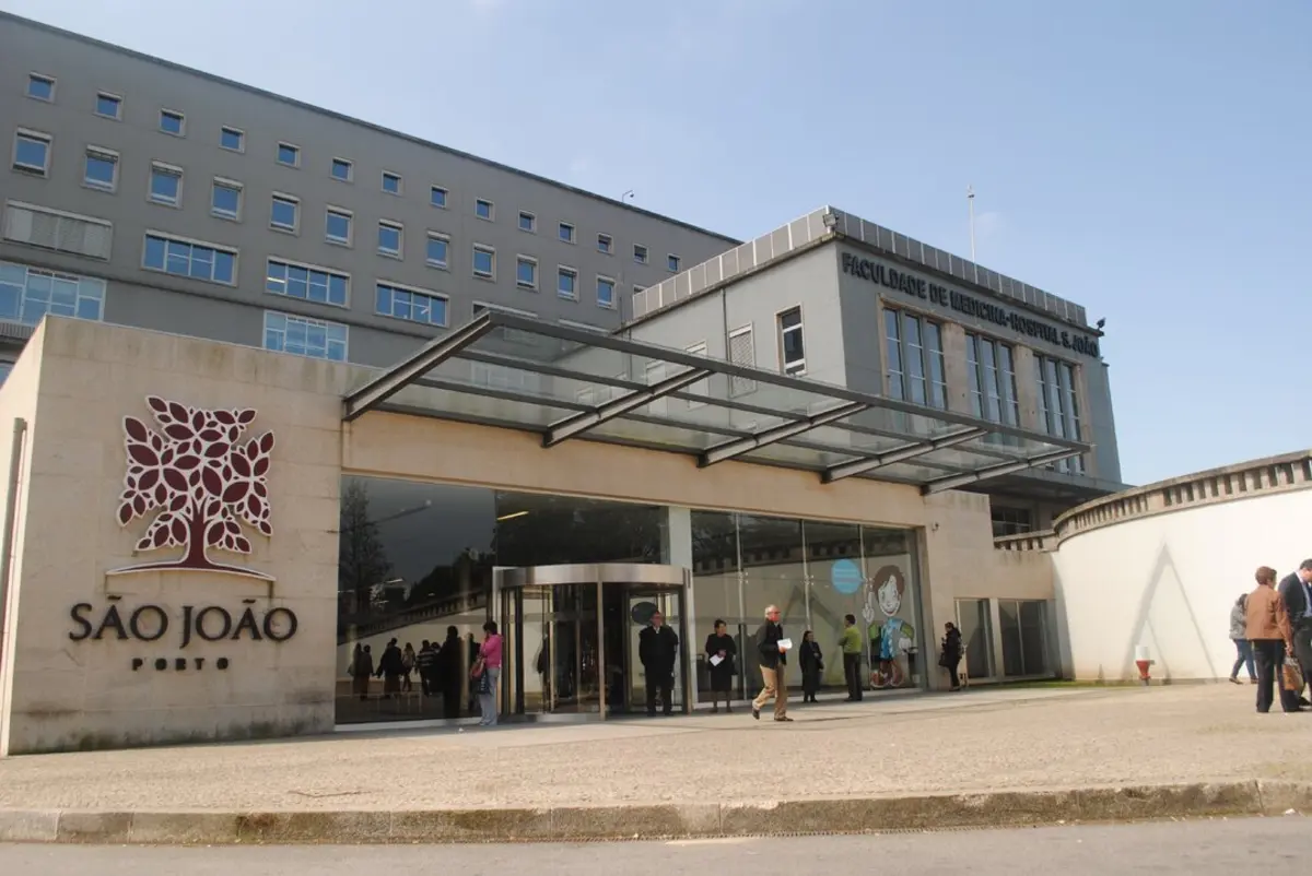 Imagem de contexto do artigo "Requalificar e modernizar": Hospital de São João alarga urgência de Obstetrícia e Ginecologia por 1,5 milhões