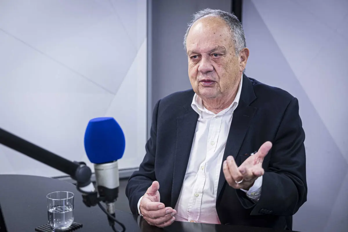 O socialista João Soares