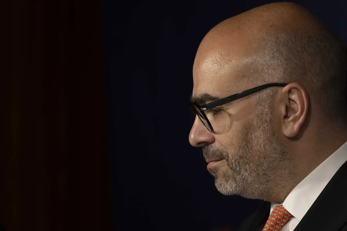 O ministro das Infraestruturas e Habitação, Miguel Pinto Luz