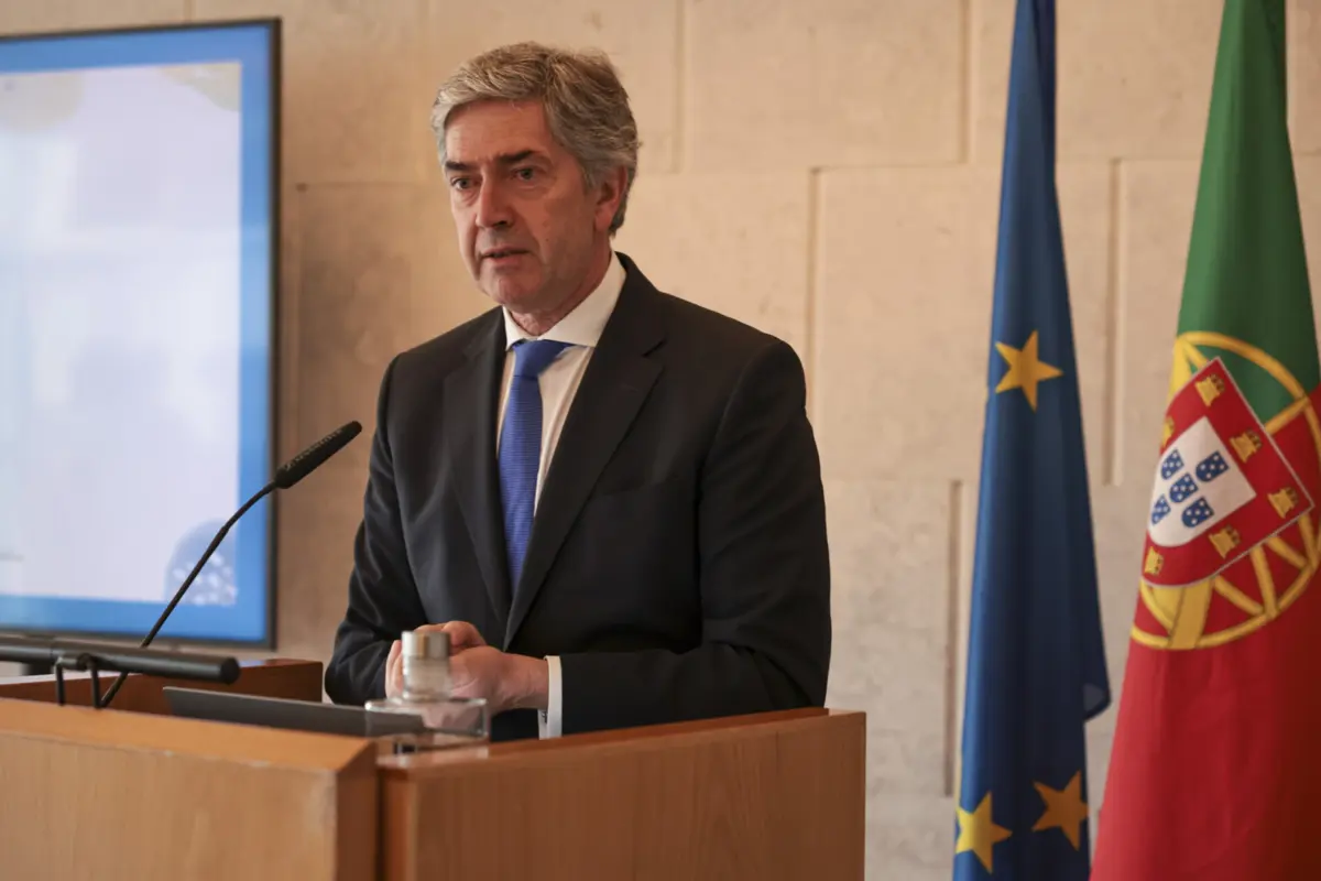 Imagem de contexto do artigo Da taxa de ocupação à habitação: Governo quer desmistificar "mitos urbanos" sobre turismo na nova estratégia nacional