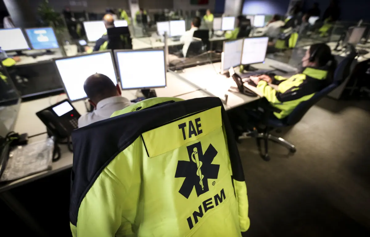 Imagem de contexto do artigo Secretaria de Estado da Saúde diz que Governo "não estava à espera do impacto" da greve dos técnicos do INEM